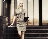 包含展现魅力，享受时尚：选择魔力私服的词条